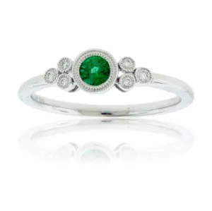 Round Green Emerald & Milgrain Halo Style Gold Ring
