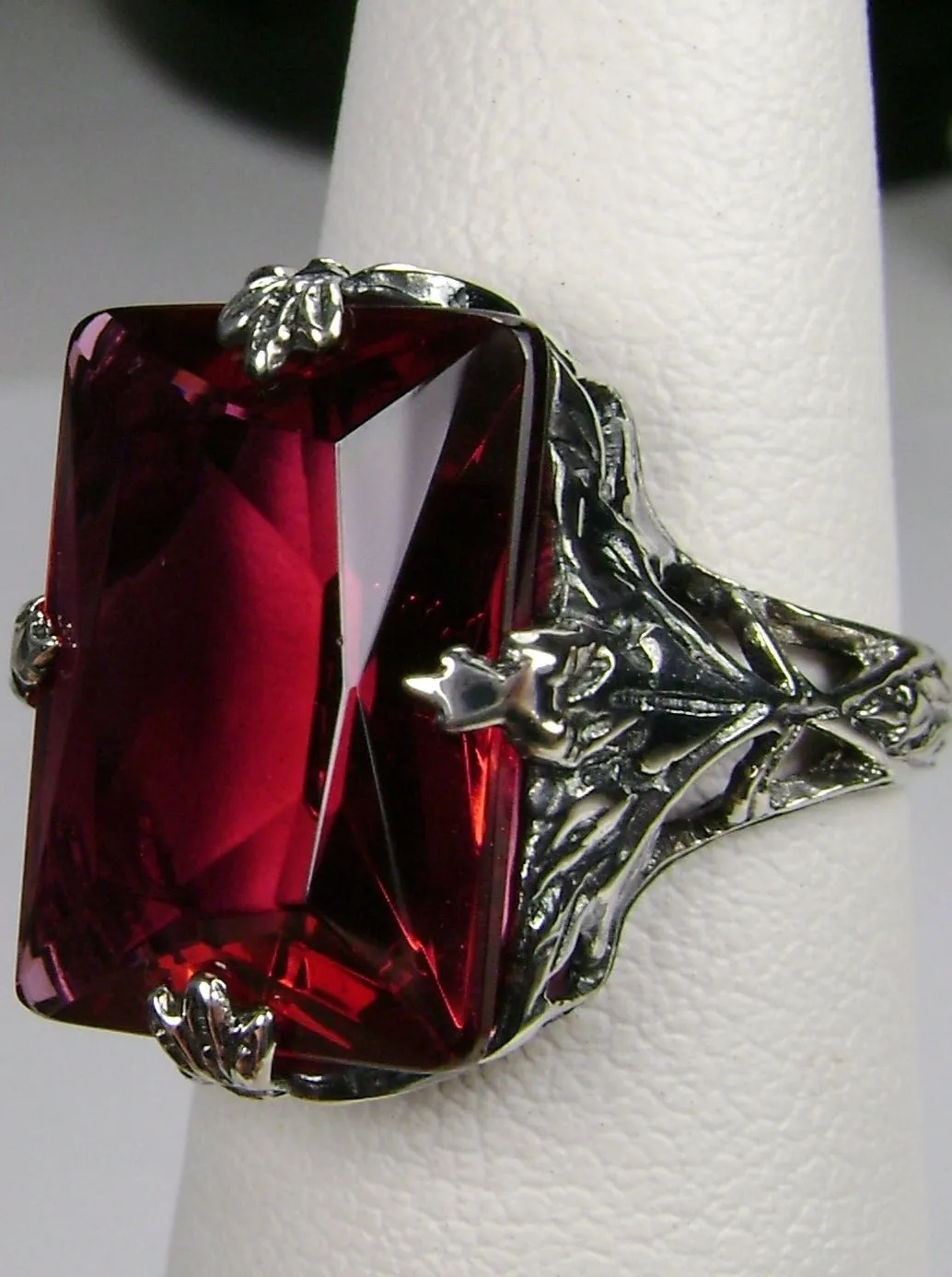 Ruby Ring, Size 7, Art Deco 1930s Leaf and Floral Filigree Jewelry, D15 - Ready to Ship