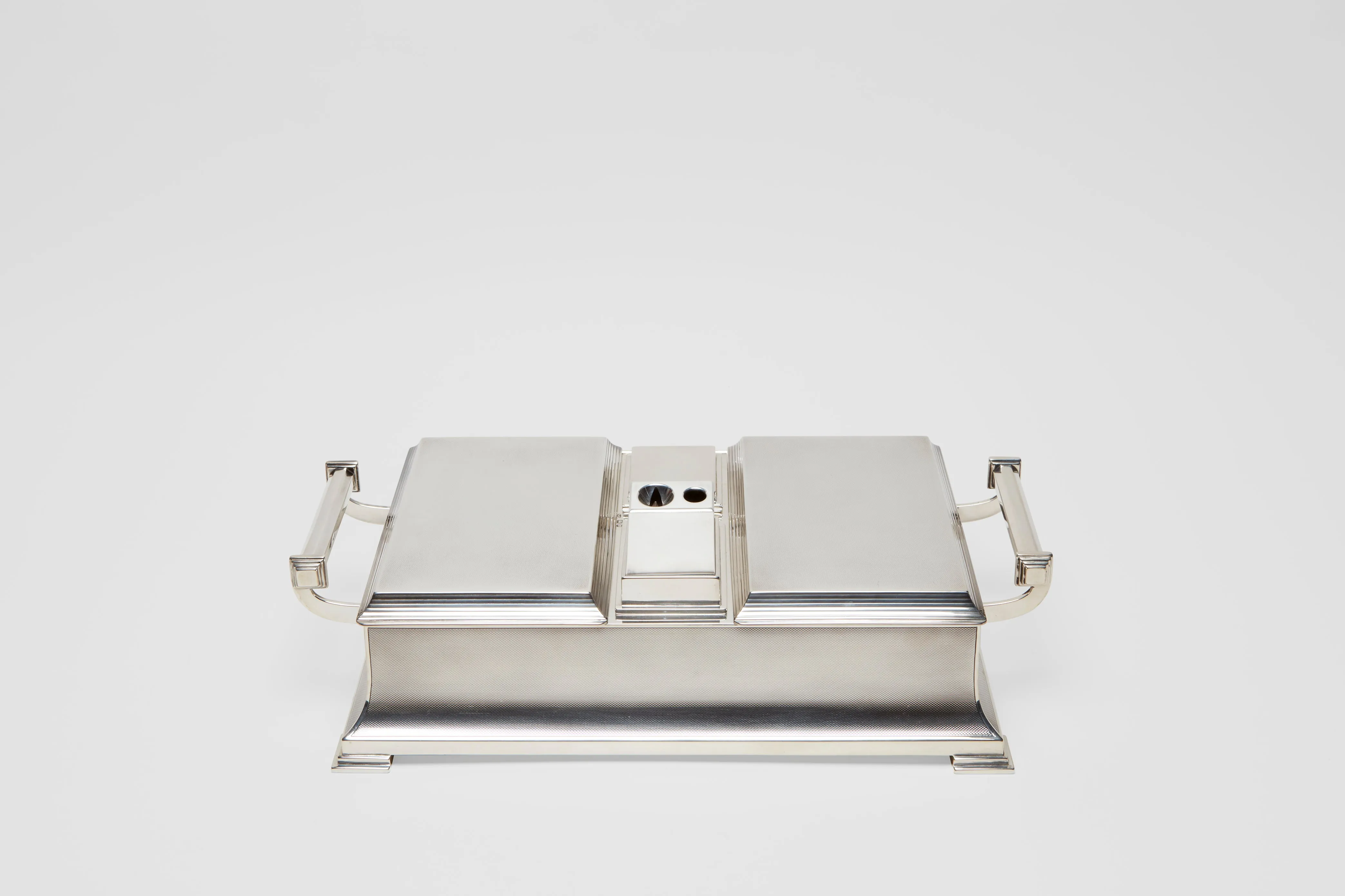 Silver Smoking Compendium
