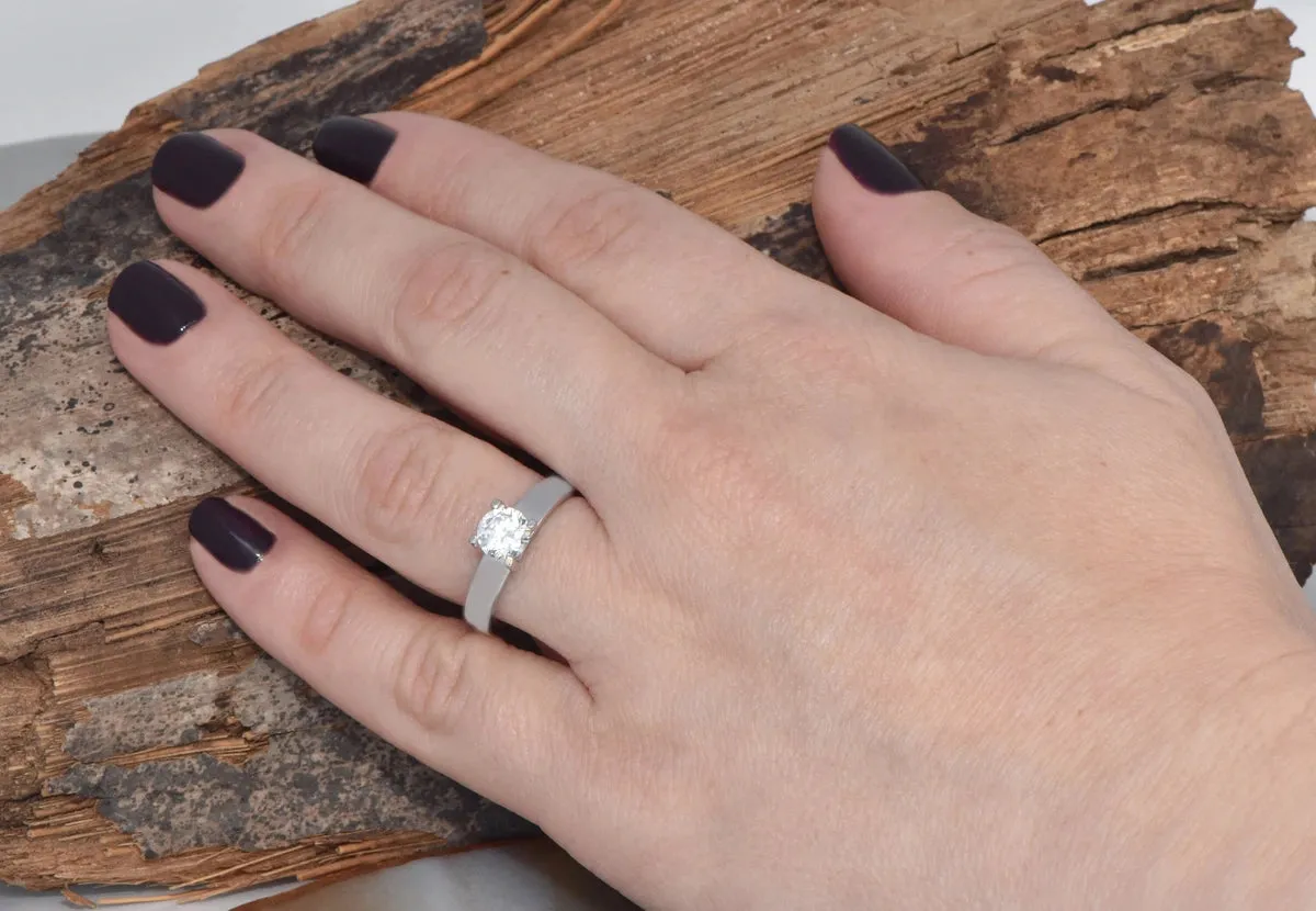 Solitaire ring 1 carat-Gold Solitaire Ring-Diamond Solitaire-Solid gold ring-Promise ring-Art deco ring-Custom Ring-Bridal ring-Round halo