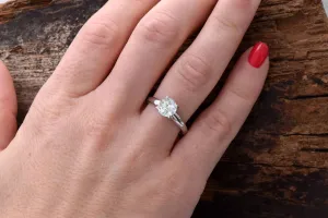 Solitaire ring 1 carat