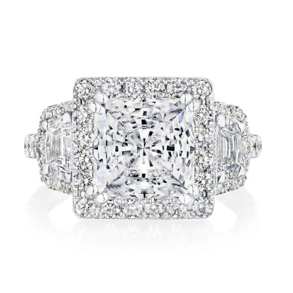 Tacori RoyalT Diamond Engagement Ring