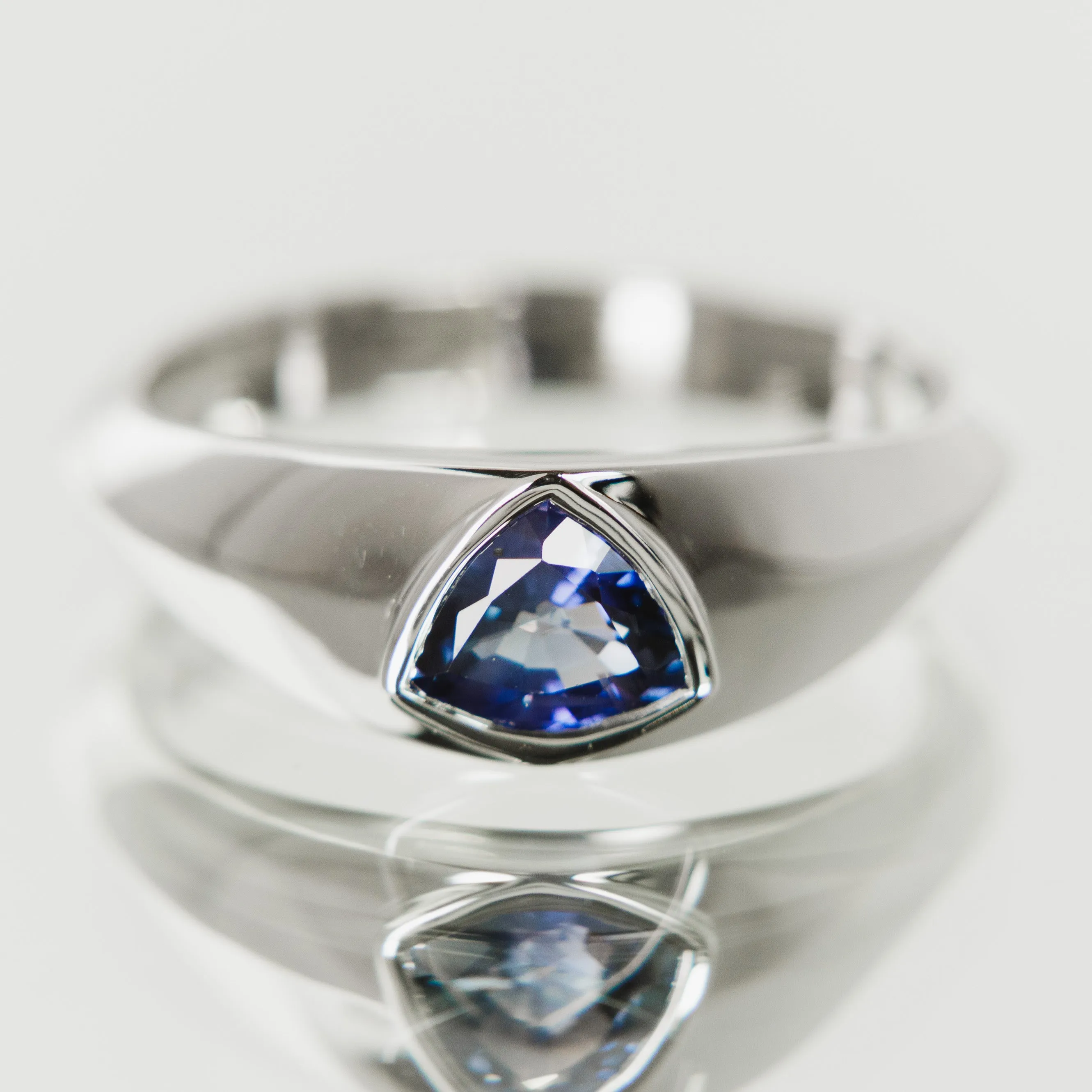 Tunduru Sapphire Signet Ring in 14k White Gold