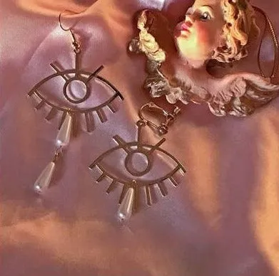 UNIQUE DESIGN TASSEL EARRINGS UB98210