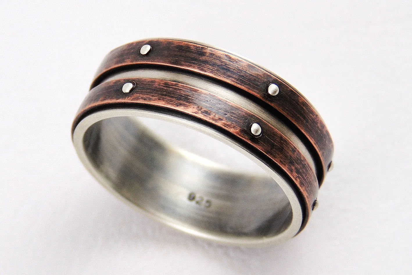 Unique wedding band ring