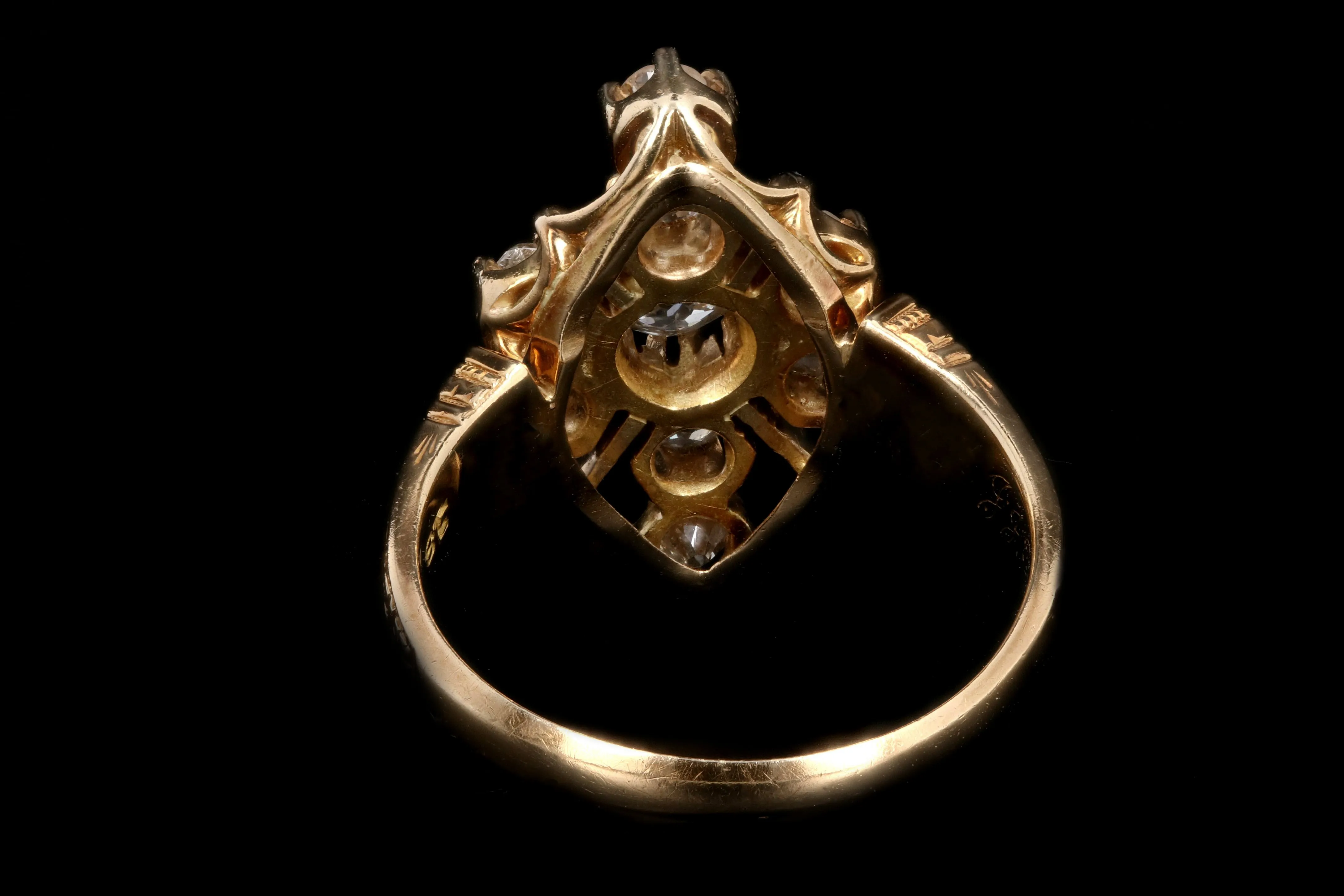 Victorian 18K Yellow Gold 1  Carat Old Mine Cut Diamond Ring