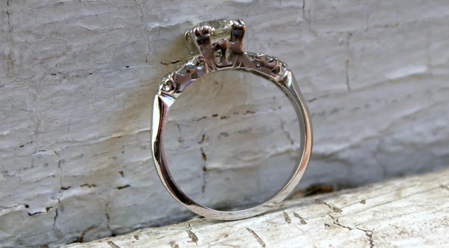 Vintage Deco Platinum Diamond Engagement Ring with GIA cert - 1.02ct.