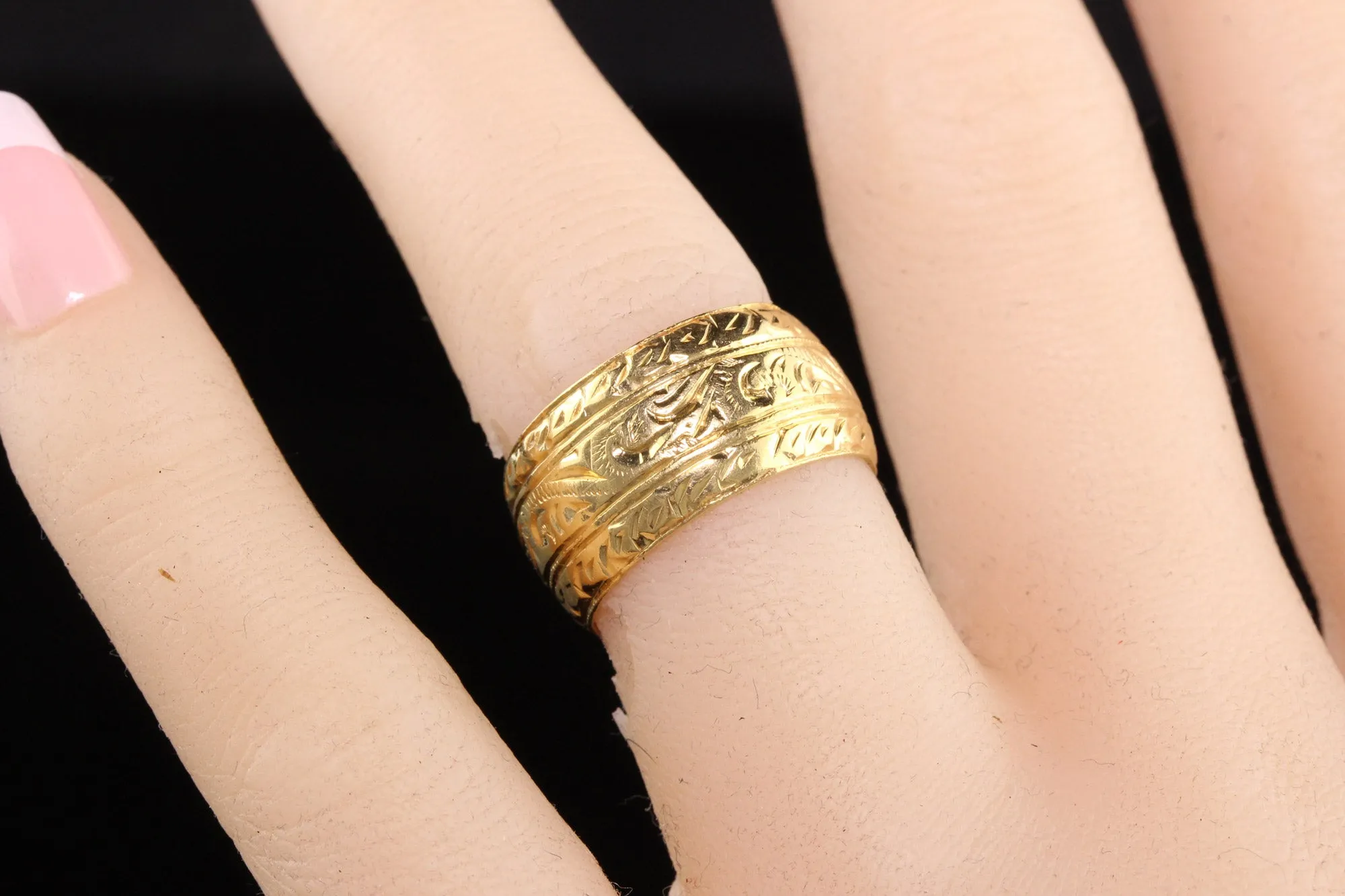 Vintage Estate English 18K Yellow Gold Engraved Wide Wedding Band