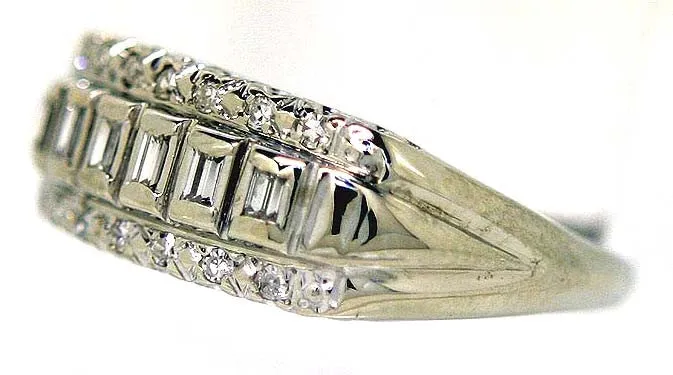 Vintage Round & Baguette Diamond Band Ring