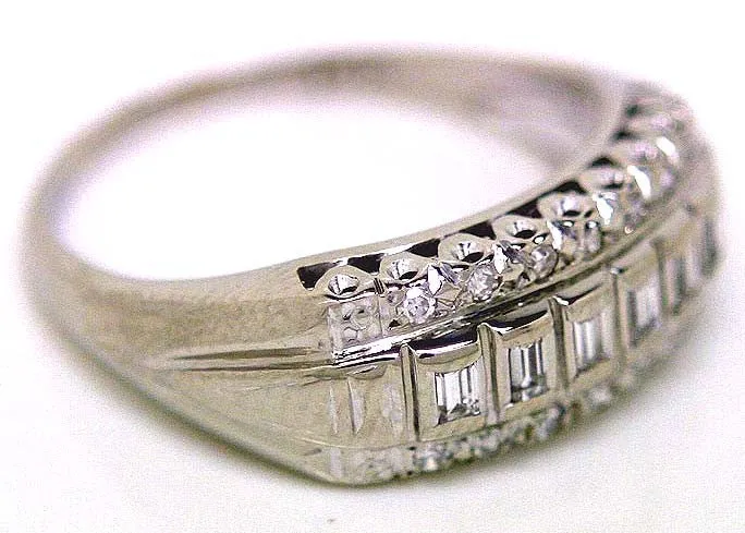 Vintage Round & Baguette Diamond Band Ring