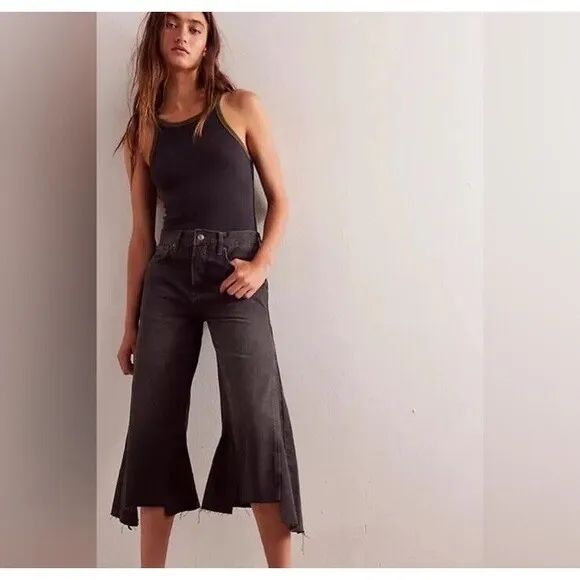 We The Free Jeans Womens Size 25 Ripple Wide Leg Crop Black NEW Boho Indie