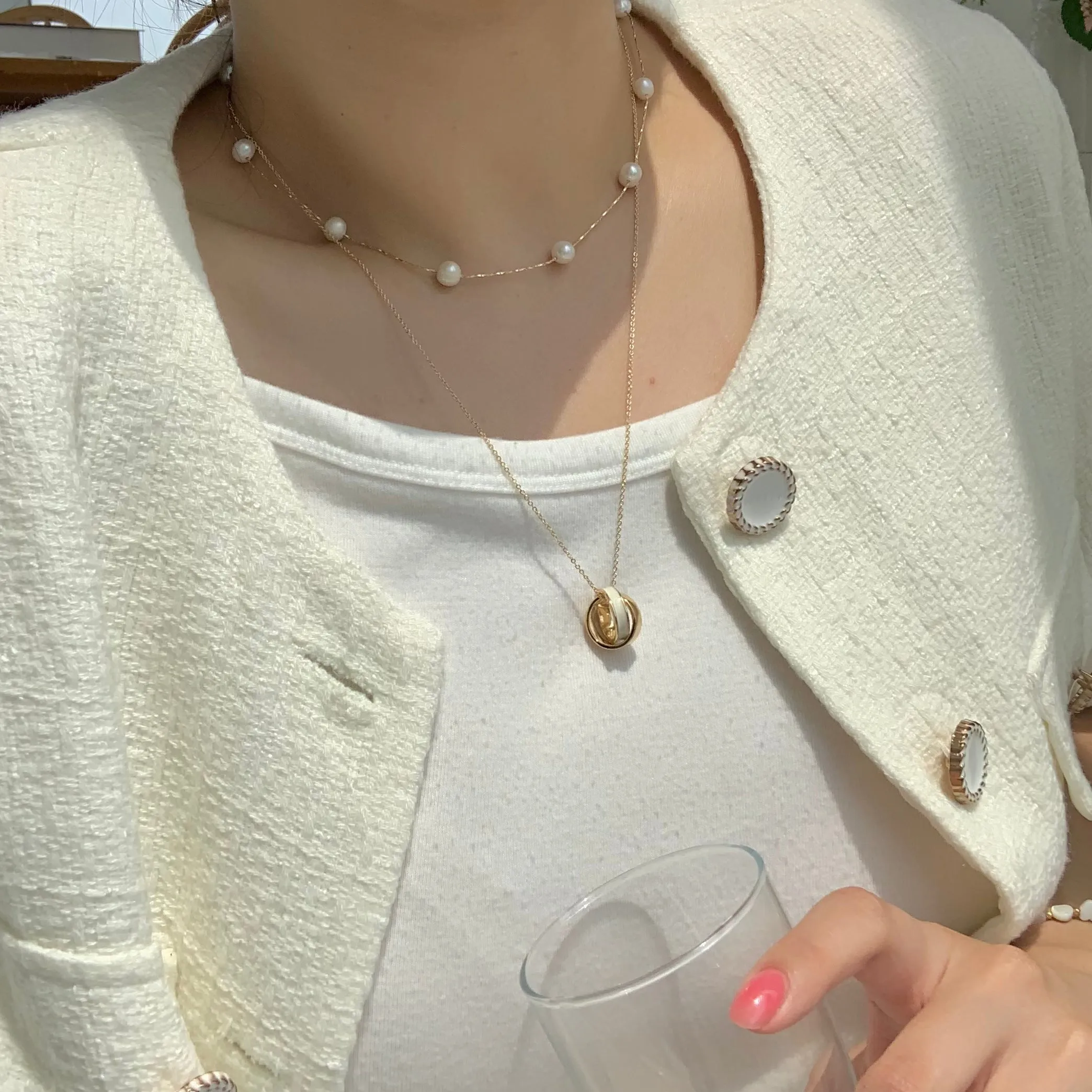 White Green Navy Interlocking Double Rings Pendant Necklace