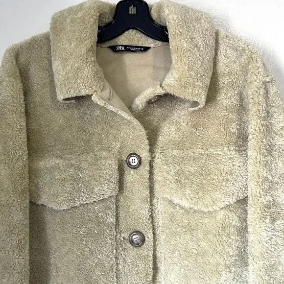 ZARA Shearling Terry Faux Overshirt Shacket in Tan Light Green Size M